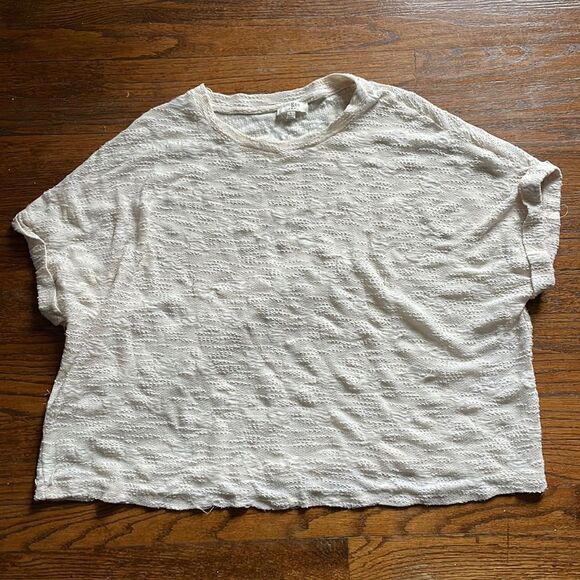 Umgee Cream Textured Shirt Sleeve Tee - Picture 1 of 8